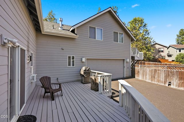 1181 NW Knoxville Boulevard, Bend, OR 97703