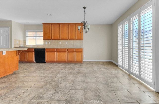 16865 Cascades Place, Fontana, CA 92336