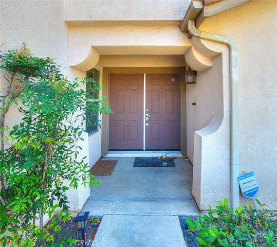 16865 Cascades Place, Fontana, CA 92336
