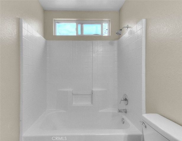 16865 Cascades Place, Fontana, CA 92336