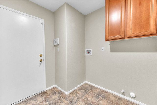 16865 Cascades Place, Fontana, CA 92336