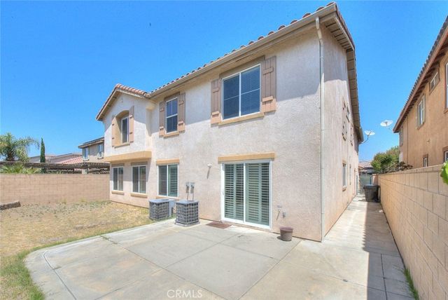 16865 Cascades Place, Fontana, CA 92336