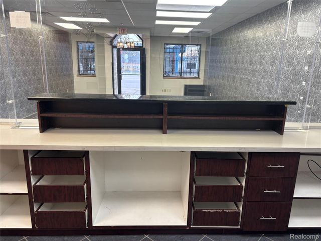 15210 W Warren Avenue, Dearborn, MI 48126