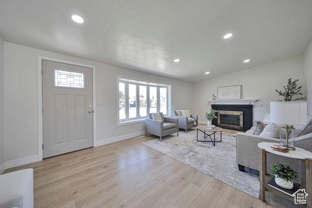1998 W THECKSTON RD, Taylorsville, UT 84129