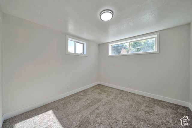 1998 W THECKSTON RD, Taylorsville, UT 84129