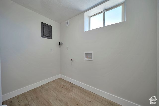 1998 W THECKSTON RD, Taylorsville, UT 84129