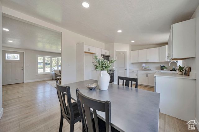 1998 W THECKSTON RD, Taylorsville, UT 84129