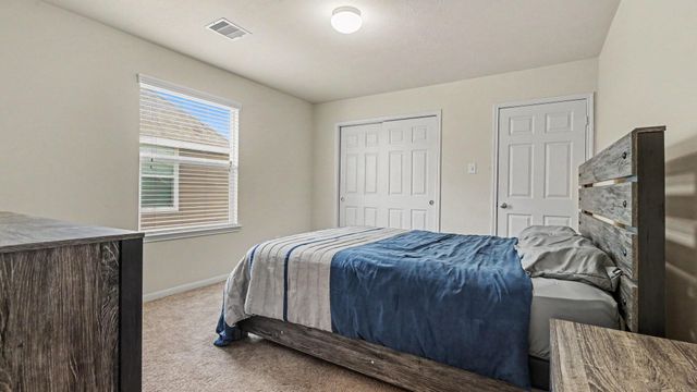 4506 Legends Bay Drive, Baytown, TX 77523