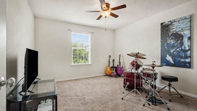 4506 Legends Bay Drive, Baytown, TX 77523