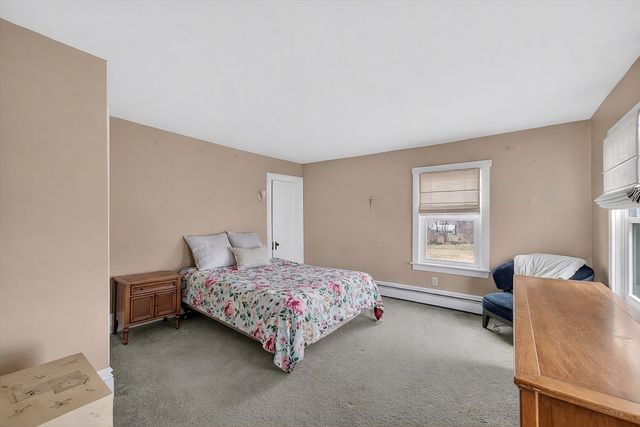 47 Singletary Ave, Sutton, MA 01590
