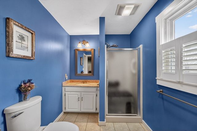 47 Singletary Ave, Sutton, MA 01590