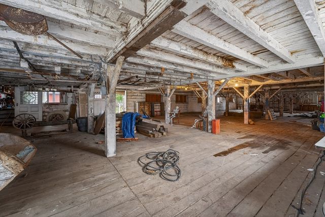 47 Singletary Ave, Sutton, MA 01590