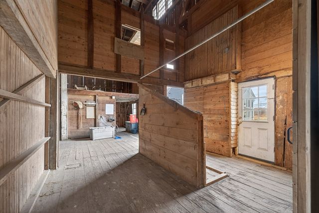 47 Singletary Ave, Sutton, MA 01590