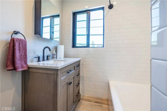 113 Avenida Granada 1, San Clemente, CA 92672