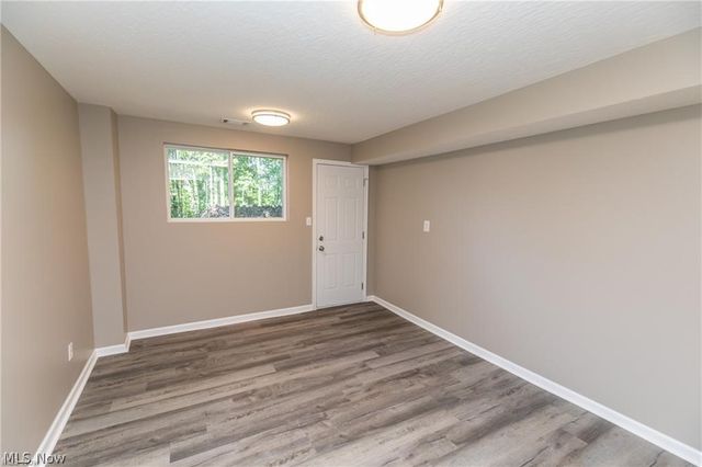 1291 Winhurst Drive, Akron, OH 44313