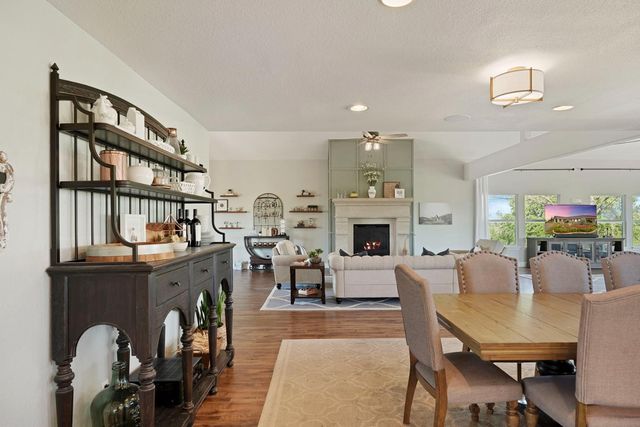 20820 E Acampo Rd, Clements, CA 95227