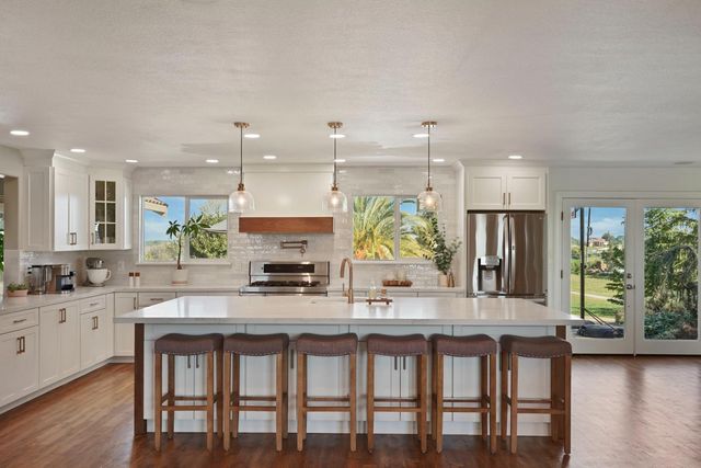 20820 E Acampo Rd, Clements, CA 95227