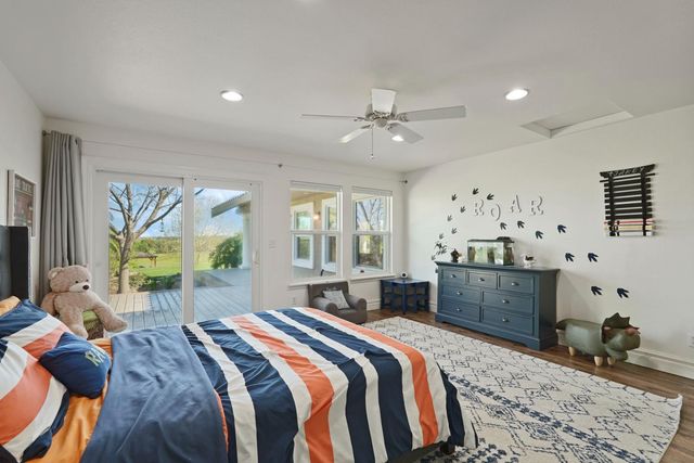 20820 E Acampo Rd, Clements, CA 95227