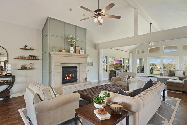 20820 E Acampo Rd, Clements, CA 95227