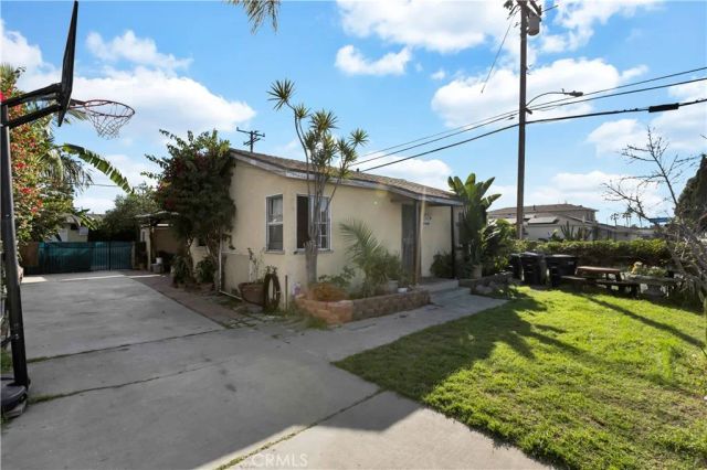 11902 167th st, Artesia, CA 90701