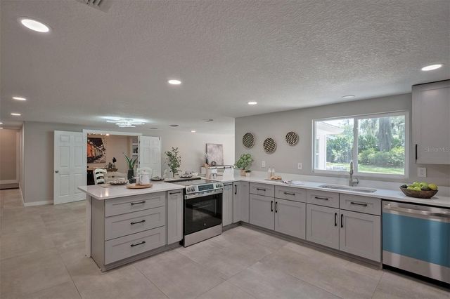 4122 WATER OAK LANE, Jacksonville, FL 32210