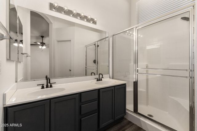 8006 W SALTER Drive, Peoria, AZ 85382