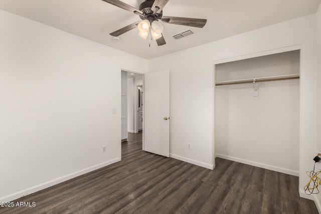 8006 W SALTER Drive, Peoria, AZ 85382