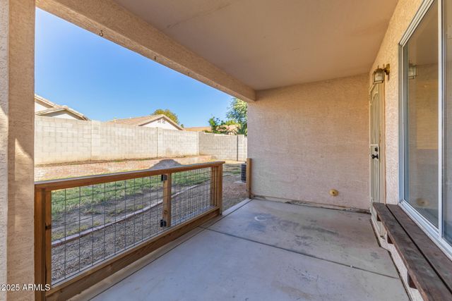 8006 W SALTER Drive, Peoria, AZ 85382