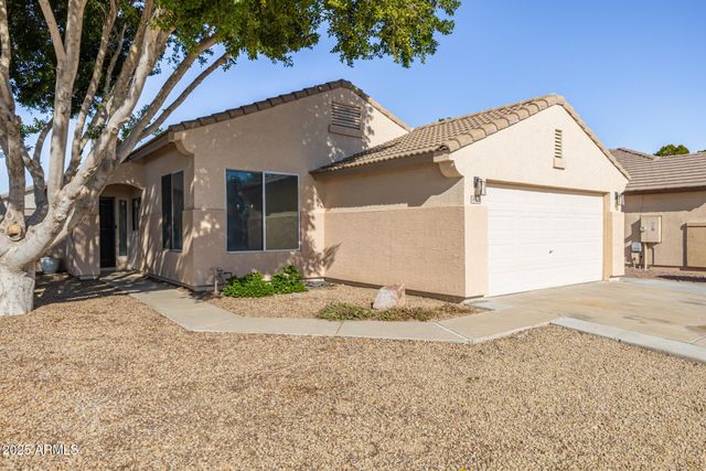 8006 W SALTER Drive, Peoria, AZ 85382