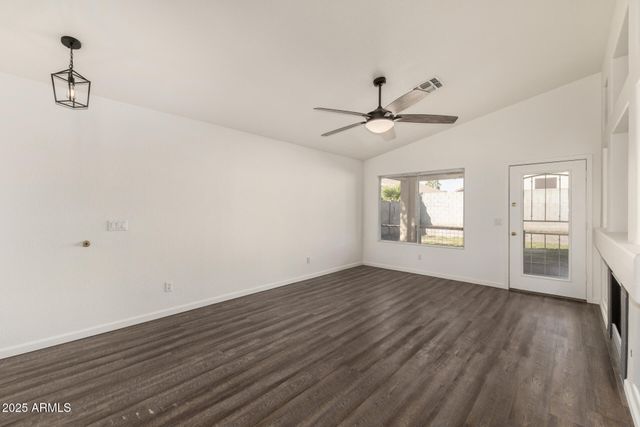 8006 W SALTER Drive, Peoria, AZ 85382