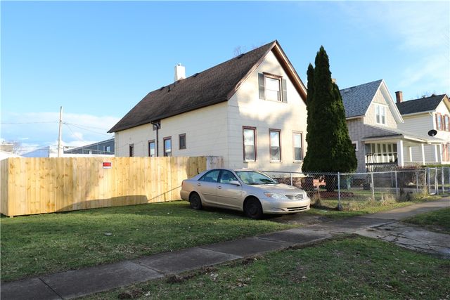 78 Hollister Street, Rochester, NY 14605