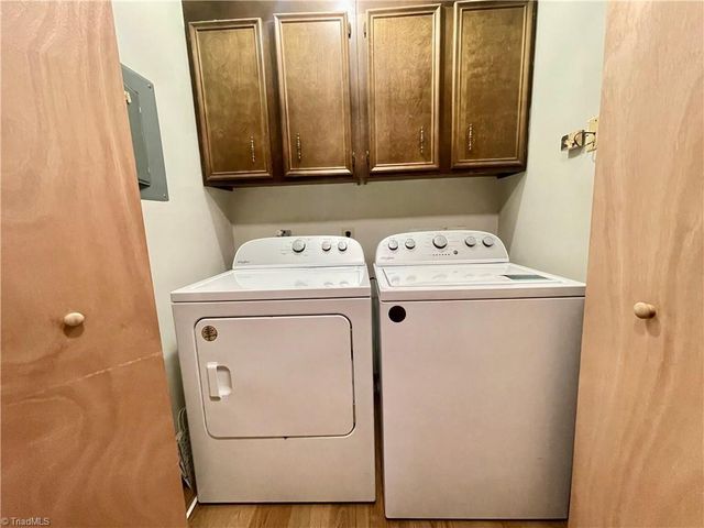 1801 Aspen Way, Winston-salem, NC 27106