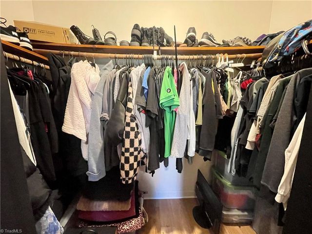 1801 Aspen Way, Winston-salem, NC 27106