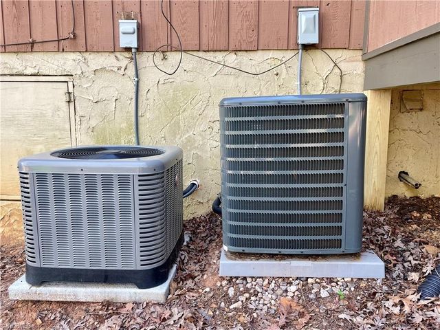 1801 Aspen Way, Winston-salem, NC 27106