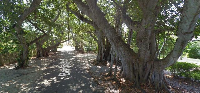 CHAMRADE ROAD, North Port, FL 34288