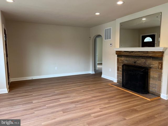 3519 EVEREST DR, Temple Hills, MD 20748