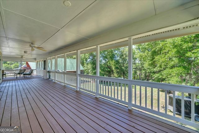 114 Waterfront Drive, Cobb, GA 31735