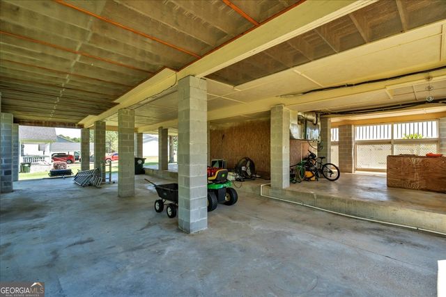 114 Waterfront Drive, Cobb, GA 31735