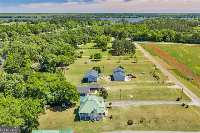 114 Waterfront Drive, Cobb, GA 31735