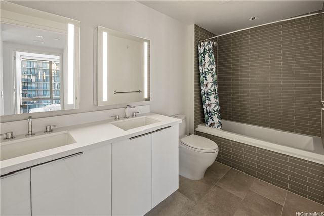 1001 Queen Street 2605, Honolulu, HI 96814