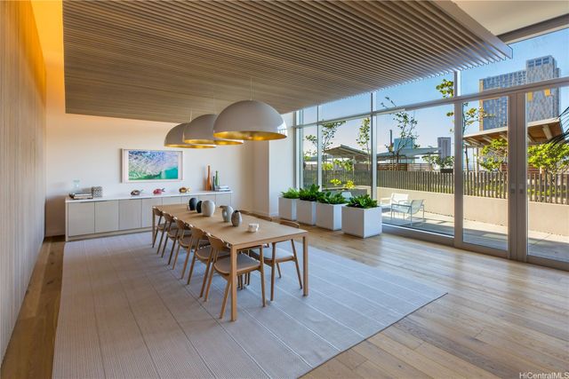 1001 Queen Street 2605, Honolulu, HI 96814