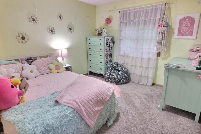 218 Noahs Arc Court, Evansville, WI 53536