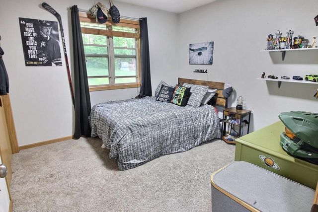 218 Noahs Arc Court, Evansville, WI 53536