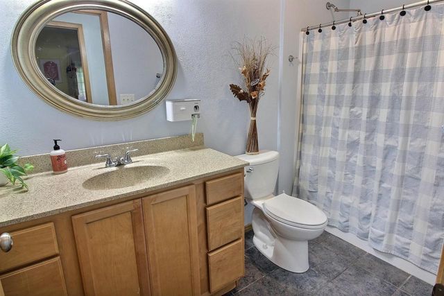 218 Noahs Arc Court, Evansville, WI 53536