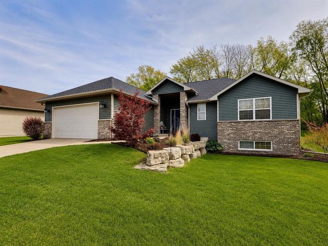 218 Noahs Arc Court, Evansville, WI 53536