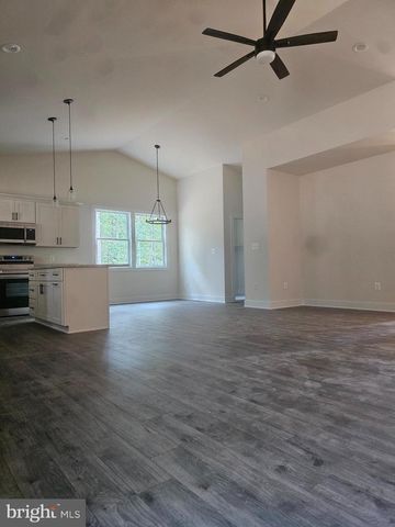 236 PELICAN WAY, Montross, VA 22520