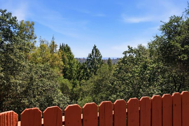 4221 Sunrise Ridge Rd, Shingle Springs, CA 95682
