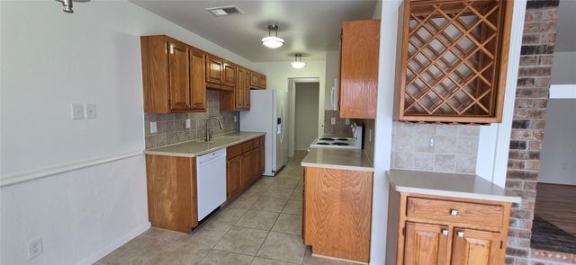 3214 Big Spruce Drive, Houston, TX 77339