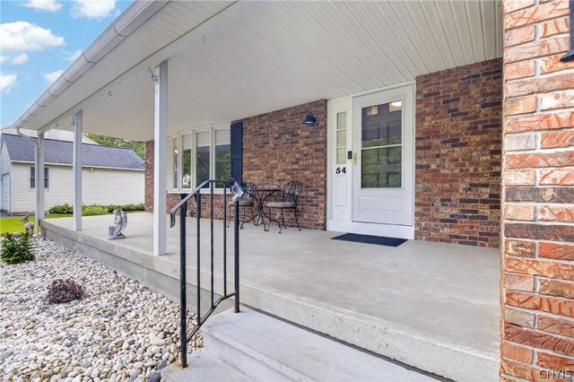 54 Whitford Avenue, Whitestown, NY 13492