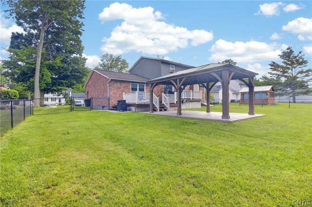 54 Whitford Avenue, Whitestown, NY 13492
